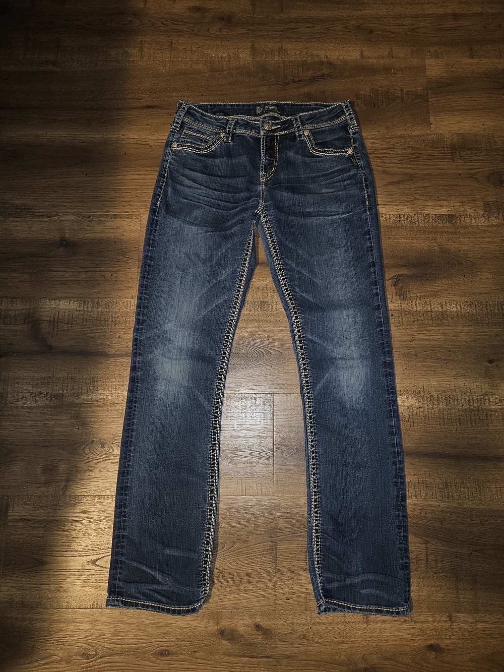Silver Jeans Women's Medium Blue Straight-Leg Jeans - Picture 1 of 5